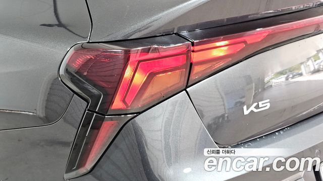 Kia K5 2025 — photo 9