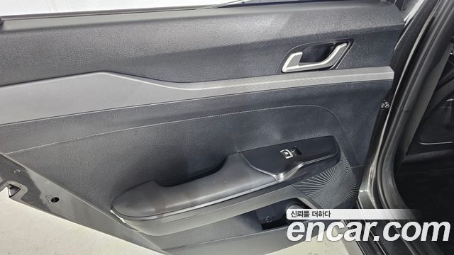 Kia K5 2025 — photo 15
