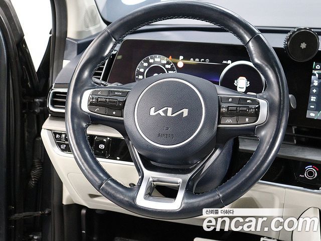 Kia Sportage 2022 — photo 11