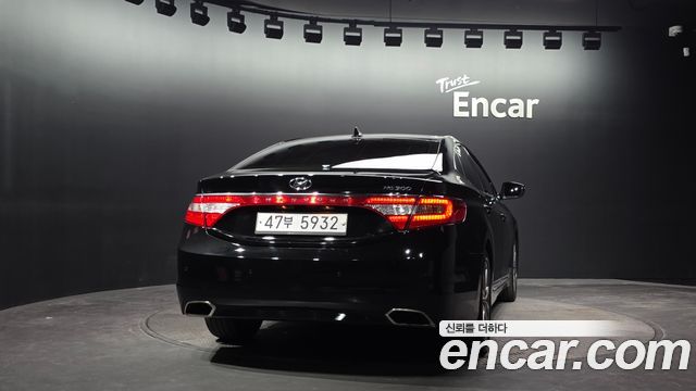Hyundai Grandeur 2015 — photo 4