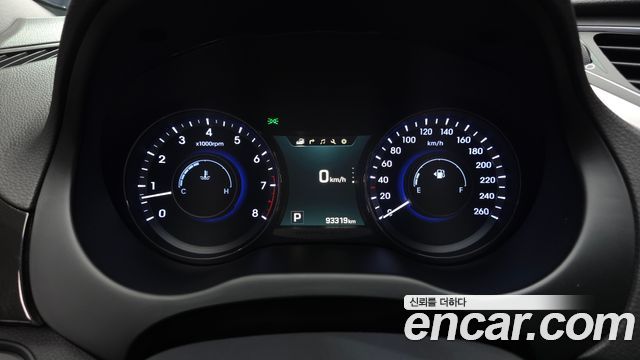 Hyundai Grandeur 2015 — photo 11