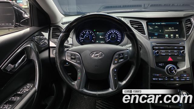 Hyundai Grandeur 2015 — photo 19