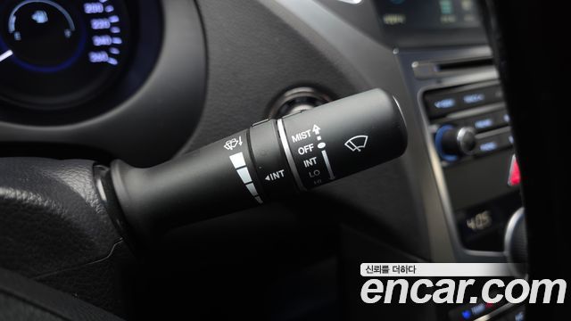 Hyundai Grandeur 2015 — photo 28