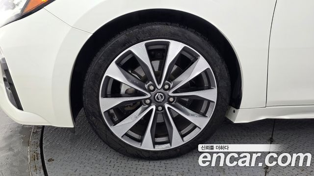 Nissan Maxima 2019 — photo 5