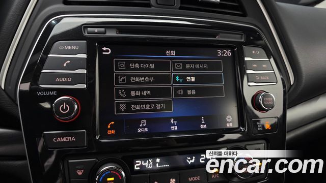 Nissan Maxima 2019 — photo 21