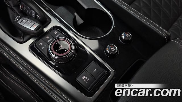 Nissan Maxima 2019 — photo 24