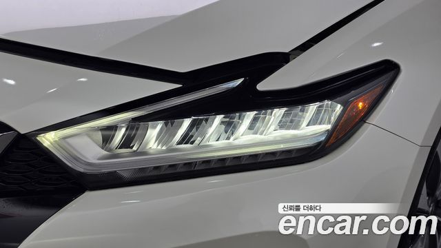 Nissan Maxima 2019 — photo 8