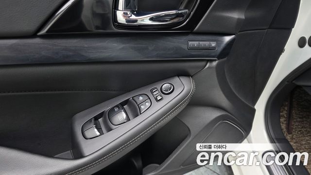 Nissan Maxima 2019 — photo 28
