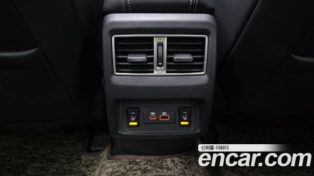 Nissan Maxima 2019 — photo 29