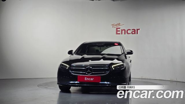 Mercedes-Benz E-Class 2021 — photo 3