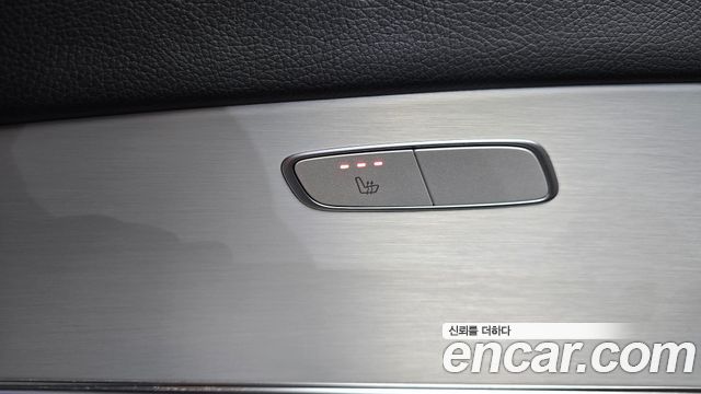 Mercedes-Benz E-Class 2021 — photo 29