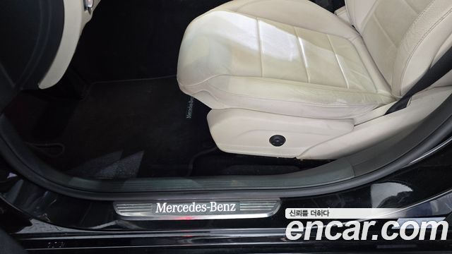 Mercedes-Benz E-Class 2021 — photo 30