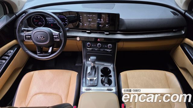 Kia Canival 2021 — photo 7