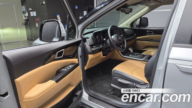 Kia Canival 2021 — photo 10