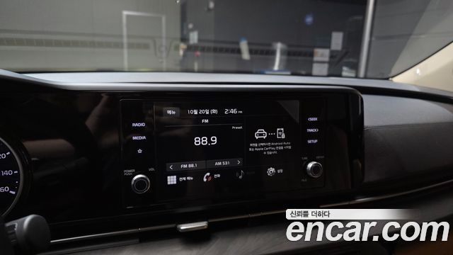 Kia Canival 2021 — photo 14