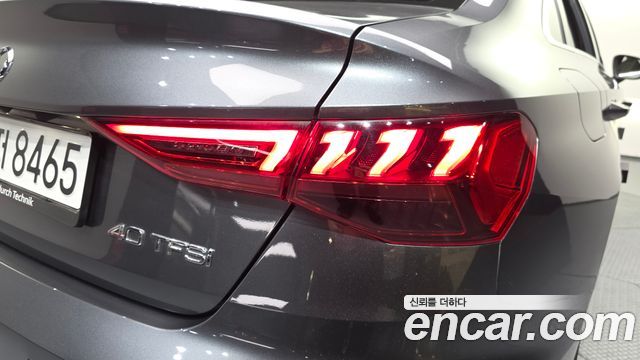 Audi A3 2023 — photo 9