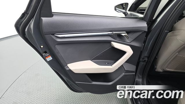 Audi A3 2023 — photo 15