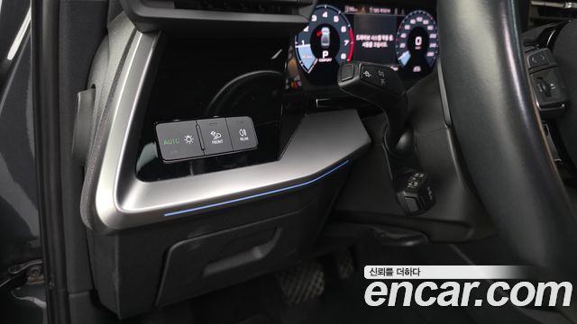Audi A3 2023 — photo 27