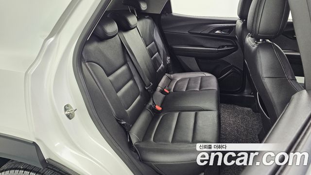 Chevrolet Korea Trailblazer 2021 — photo 17