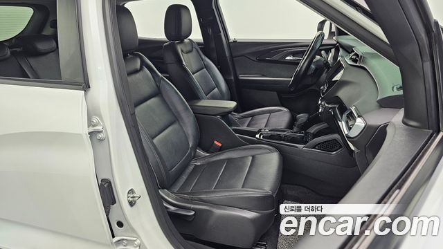 Chevrolet Korea Trailblazer 2021 — photo 16