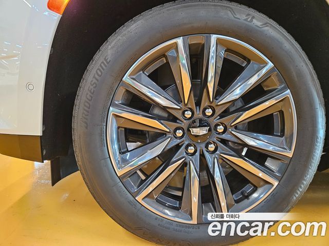 Cadillac Escalade 2023 — photo 5