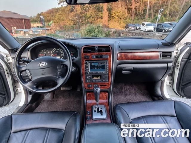 Hyundai Grandeur 2004 — photo 5