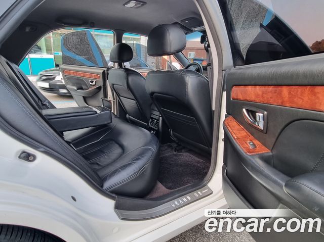 Hyundai Grandeur 2004 — photo 11