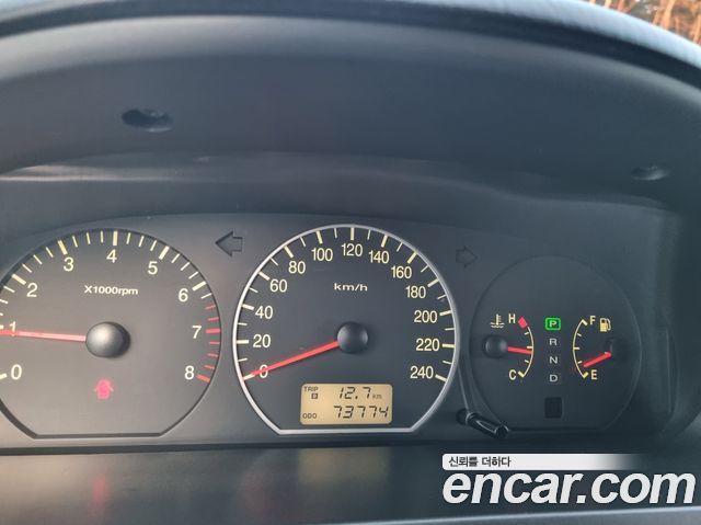 Hyundai Grandeur 2004 — photo 15