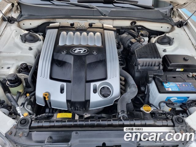 Hyundai Grandeur 2004 — photo 19