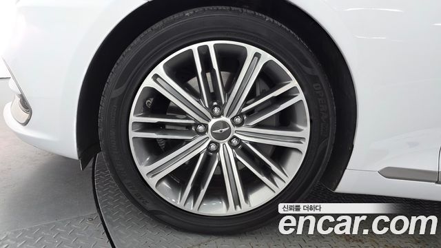 Genesis G80 2018 — photo 5