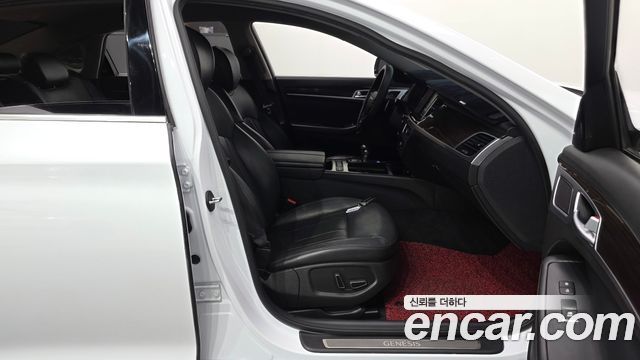 Genesis G80 2018 — photo 10
