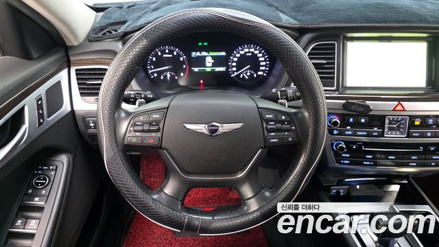 Genesis G80 2018 — photo 13