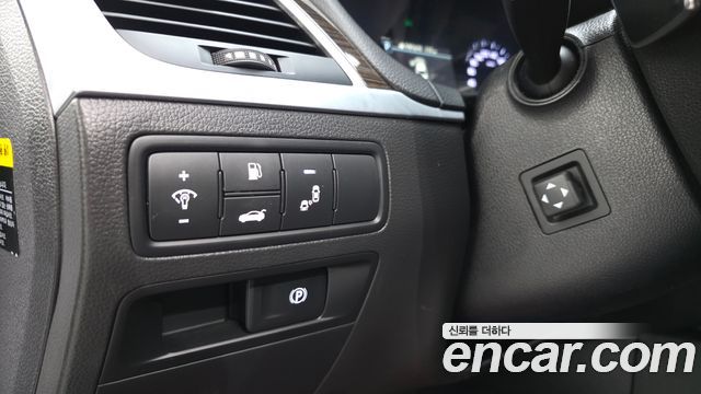 Genesis G80 2018 — photo 14