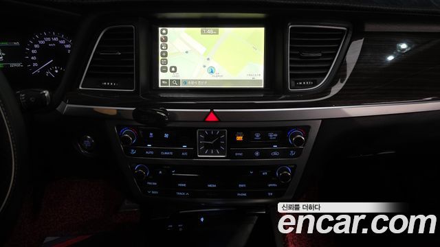 Genesis G80 2018 — photo 15