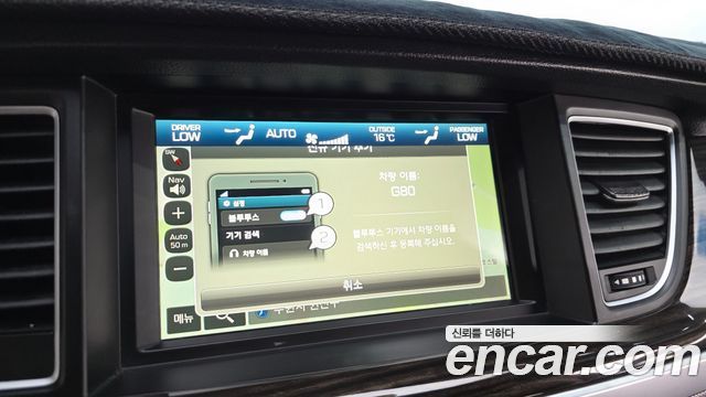 Genesis G80 2018 — photo 17