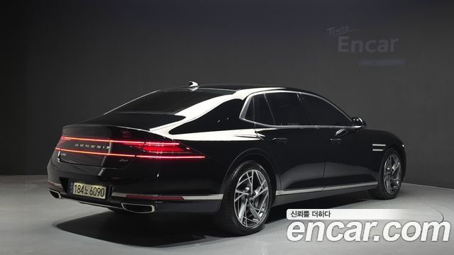 Genesis G90 2022 — photo 2