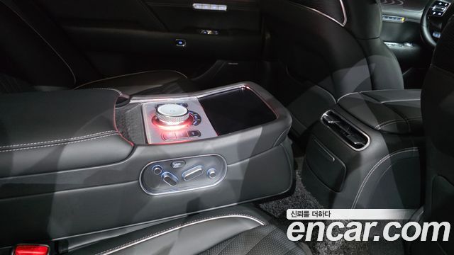 Genesis G90 2022 — photo 19
