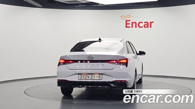 Hyundai AVANTE 2022 — photo 4