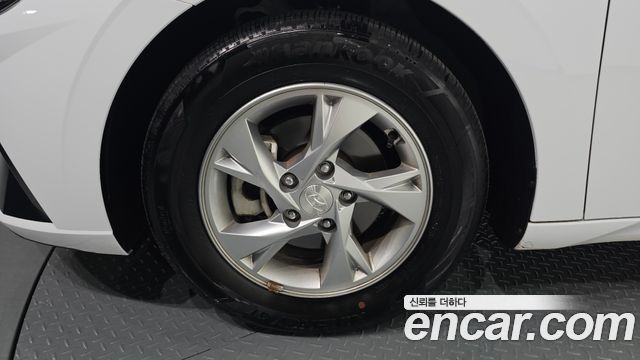 Hyundai AVANTE 2022 — photo 5