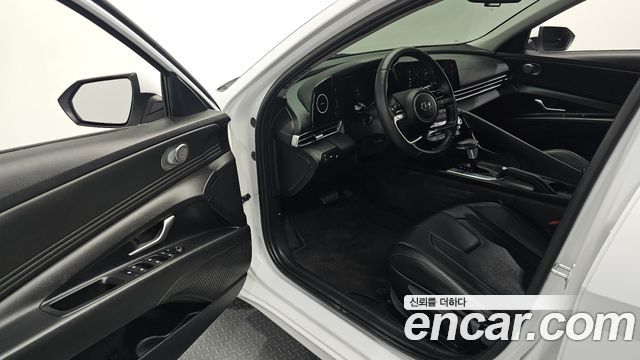 Hyundai AVANTE 2022 — photo 17