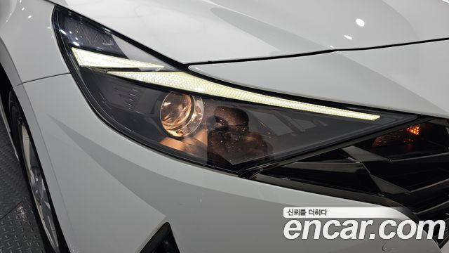 Hyundai AVANTE 2022 — photo 8