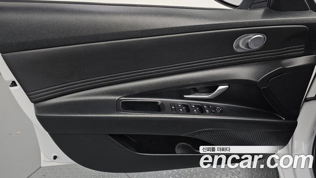 Hyundai AVANTE 2022 — photo 14
