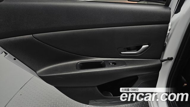 Hyundai AVANTE 2022 — photo 15