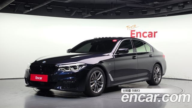 BMW 5-Series 2019 — photo 1