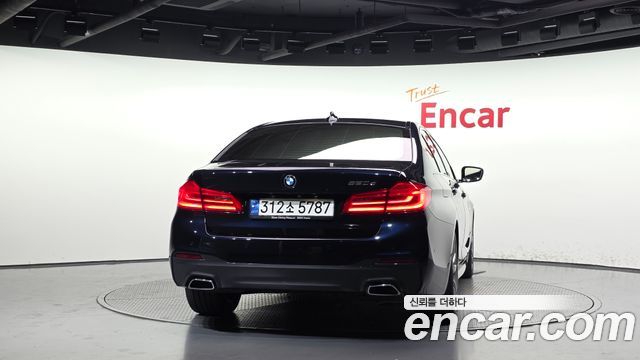 BMW 5-Series 2019 — photo 4