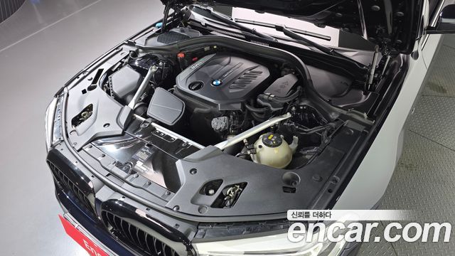 BMW 5-Series 2019 — photo 6