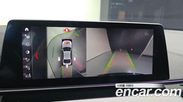 BMW 5-Series 2019 — photo 15