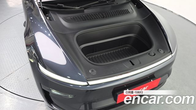 Tesla Model Y 2025 — photo 6