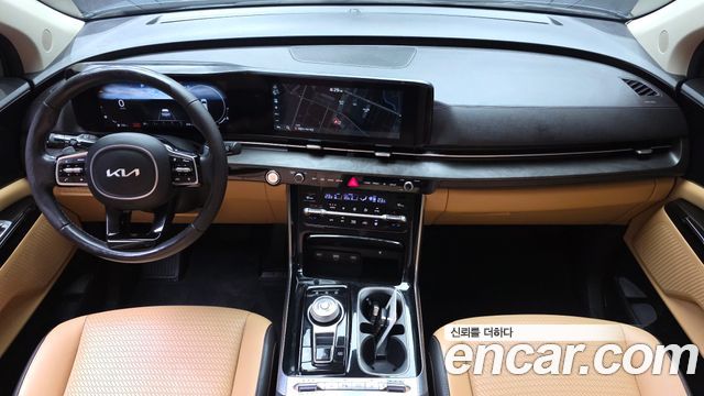 Kia Canival 2023 — photo 10