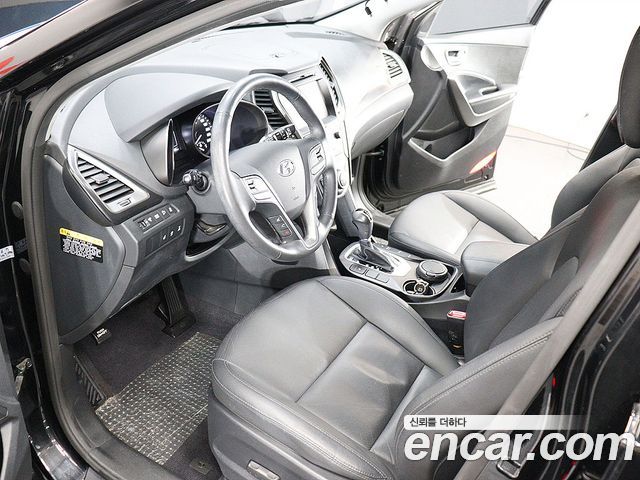 Hyundai Santafe 2016 — photo 10